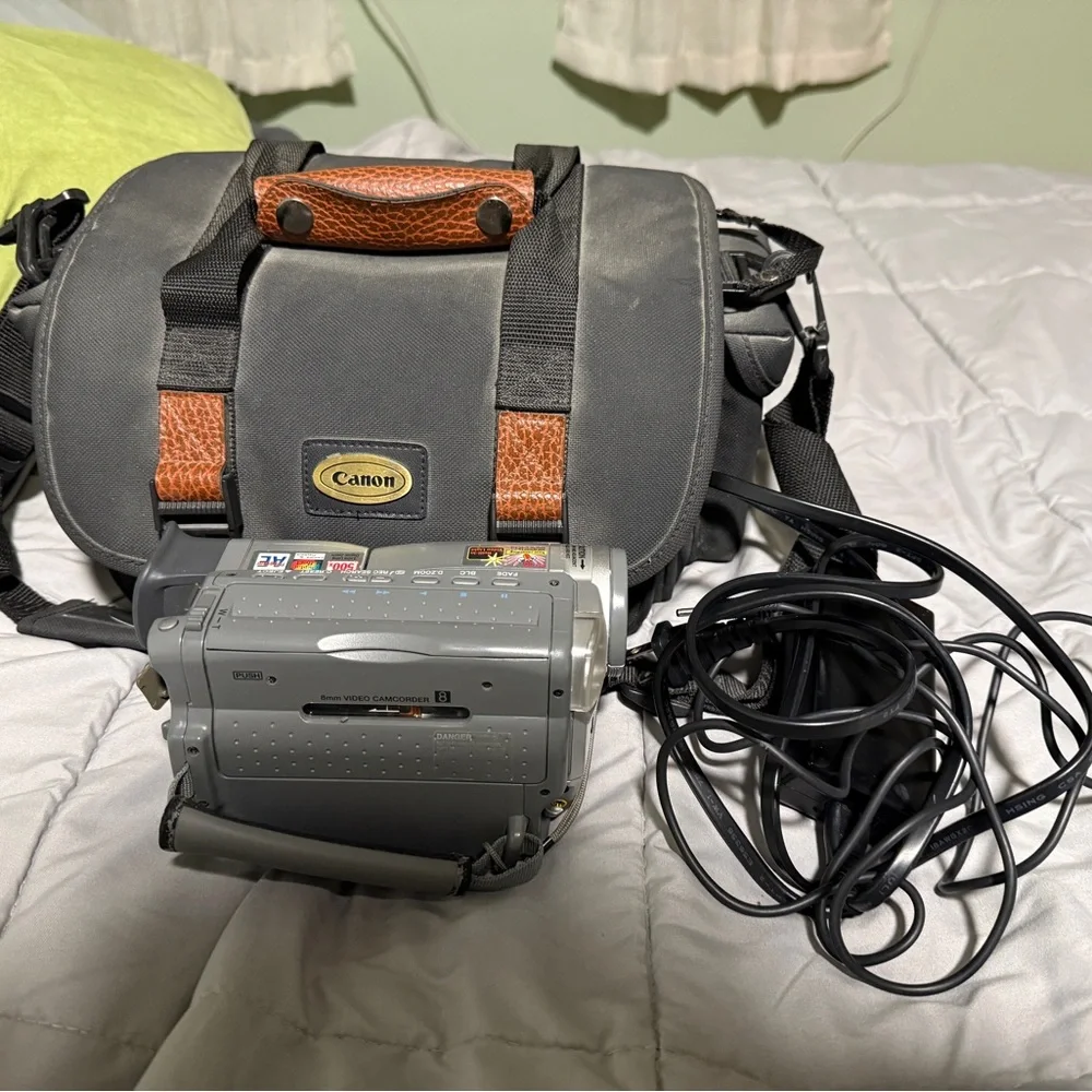 Canon ES55 Silver Handheld Camcorder with Black Grip